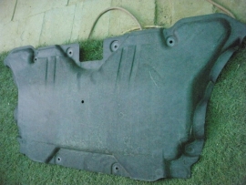 Mercedes Benz E Class Coupe Sedan E300 Engine Splash Shields Front LOWER Engine Cover 2135242700